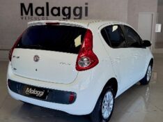 FIAT PALIO 1.0 MPI ATTRACTIVE 8V FLEX 4P MANUAL 2012/2013 MALAGGI VEÍCULOS ENCANTADO / Carros no Vale