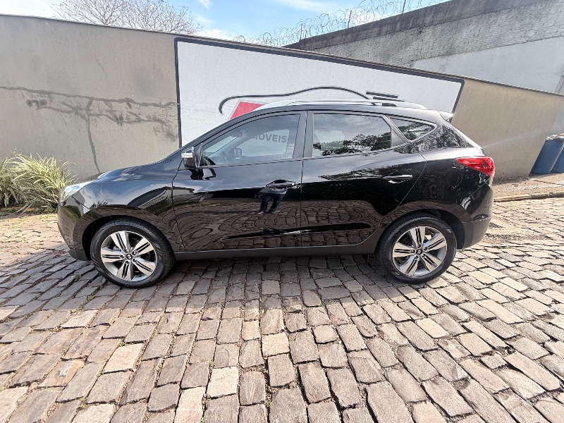 HYUNDAI IX 35 2.0 2017/2017 ELY AUTOMÓVEIS LAJEADO / Carros no Vale HYUNDAI IX 35 2.0 2017/2017 ELY AUTOMÓVEIS LAJEADO / Carros no Vale