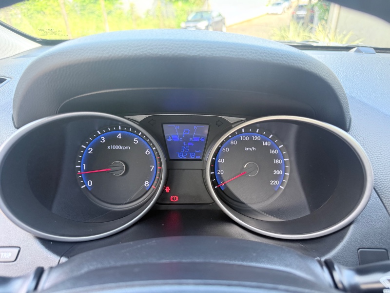 HYUNDAI IX 35 2.0 2017/2017 ELY AUTOMÓVEIS LAJEADO / Carros no Vale HYUNDAI IX 35 2.0 2017/2017 ELY AUTOMÓVEIS LAJEADO / Carros no Vale