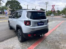 JEEP RENEGADE TRAILHAWK 2.0 4X4 TB DIESEL AUT 2016/2016 LS MULTIMARCAS VENÂNCIO AIRES / Carros no Vale