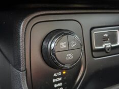 JEEP RENEGADE TRAILHAWK 2.0 4X4 TB DIESEL AUT 2016/2016 LS MULTIMARCAS VENÂNCIO AIRES / Carros no Vale