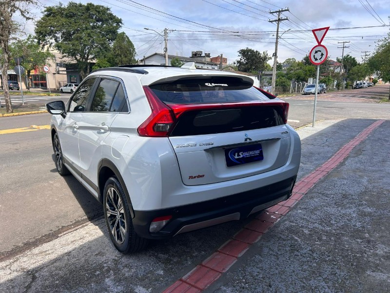 MITSUBISHI ECLIPSE CROSS HPE-S AWC SPORT 2020/2020 LS MULTIMARCAS VENÂNCIO AIRES / Carros no Vale