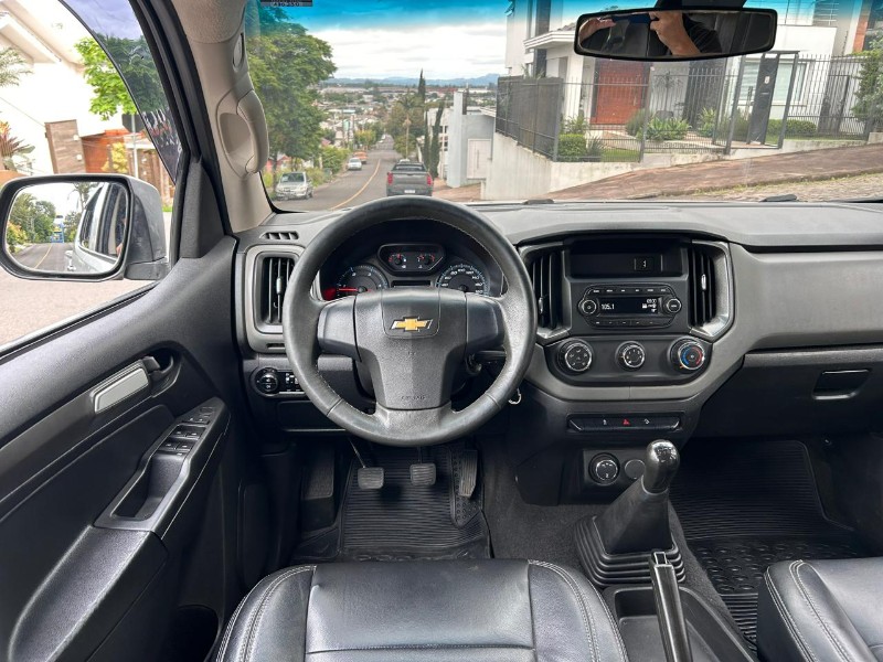 CHEVROLET S-10 PICK-UP LS 2.8 TDI 4X4 CD DIES MEC. 2021/2021 LS MULTIMARCAS VENÂNCIO AIRES / Carros no Vale CHEVROLET S-10 PICK-UP LS 2.8 TDI 4X4 CD DIES MEC. 2021/2021 LS MULTIMARCAS VENÂNCIO AIRES / Carros no Vale