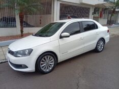 VOLKSWAGEN VOYAGE 1.0 2014/2015 ALTERNATIVA VEÍCULOS LAJEADO / Carros no Vale