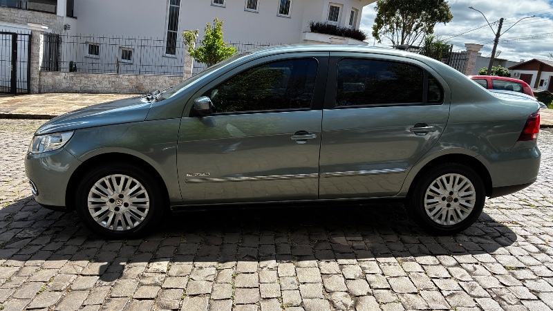 VOLKSWAGEN VOYAGE 1.6 COMFORTLINE - 2010