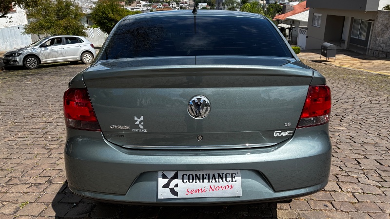 VOLKSWAGEN VOYAGE 1.6 COMFORTLINE - 2010