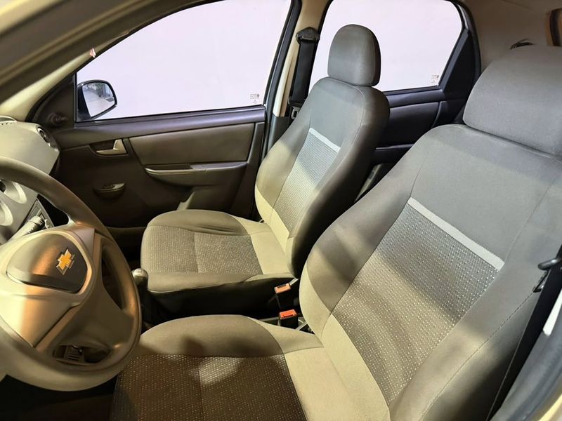 Chevrolet Celta 1.0 Lt 2012/2013 SIM VEÍCULOS PORTO ALEGRE / Carros no Vale