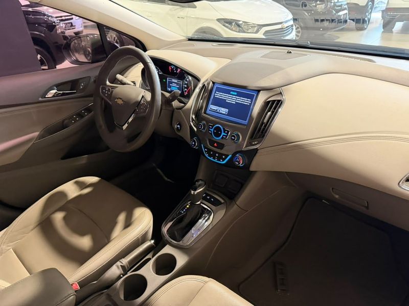 Chevrolet Chev Cruze Ltz Nb 2017/2017 SIM VEÍCULOS PORTO ALEGRE / Carros no Vale Chevrolet Chev Cruze Ltz Nb 2017/2017 SIM VEÍCULOS PORTO ALEGRE / Carros no Vale