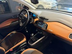 Chevrolet Onix 1.4 Active 2017/2018 SIM VEÍCULOS PORTO ALEGRE / Carros no Vale