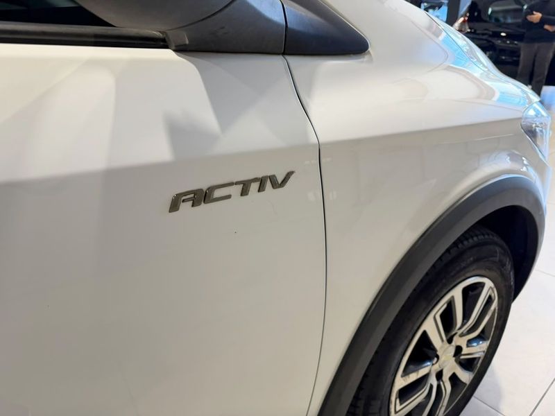 Chevrolet Onix 1.4 Active 2017/2018 SIM VEÍCULOS PORTO ALEGRE / Carros no Vale