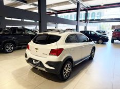 Chevrolet Onix 1.4 Active 2017/2018 SIM VEÍCULOS PORTO ALEGRE / Carros no Vale