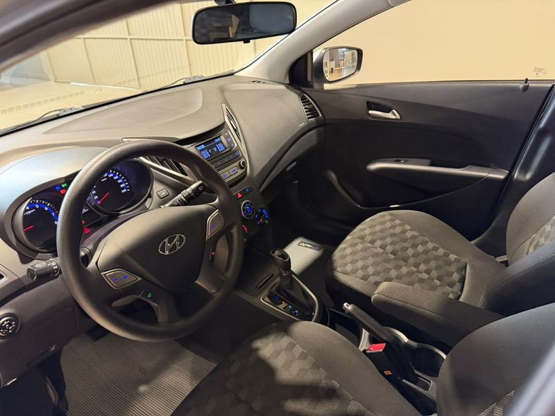 Hyundai Hb20 1.6a Comf 2015/2016 SIM VEÍCULOS PORTO ALEGRE / Carros no Vale Hyundai Hb20 1.6a Comf 2015/2016 SIM VEÍCULOS PORTO ALEGRE / Carros no Vale