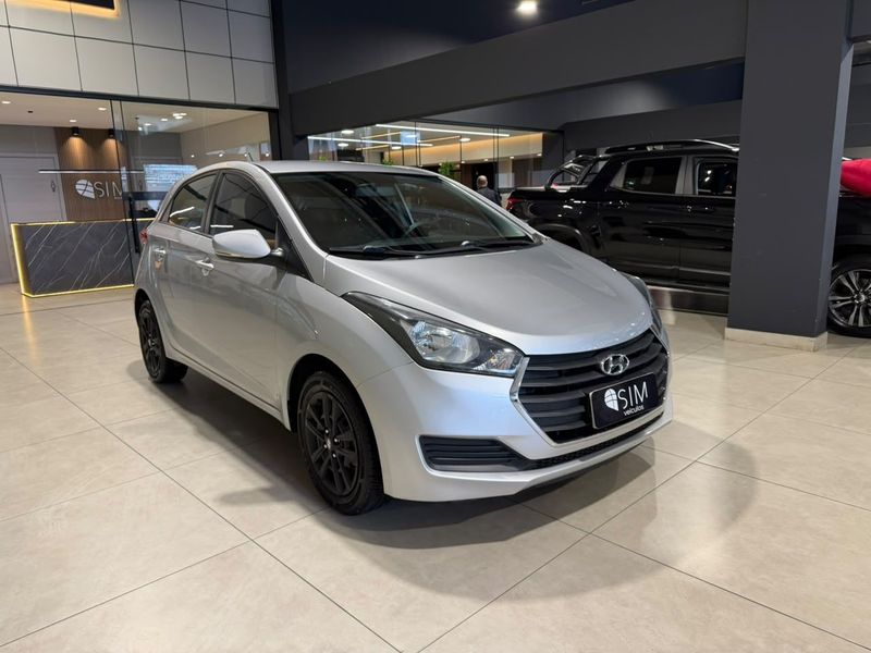 Hyundai Hb20 1.6a Comf 2015/2016 SIM VEÍCULOS PORTO ALEGRE / Carros no Vale Hyundai Hb20 1.6a Comf 2015/2016 SIM VEÍCULOS PORTO ALEGRE / Carros no Vale