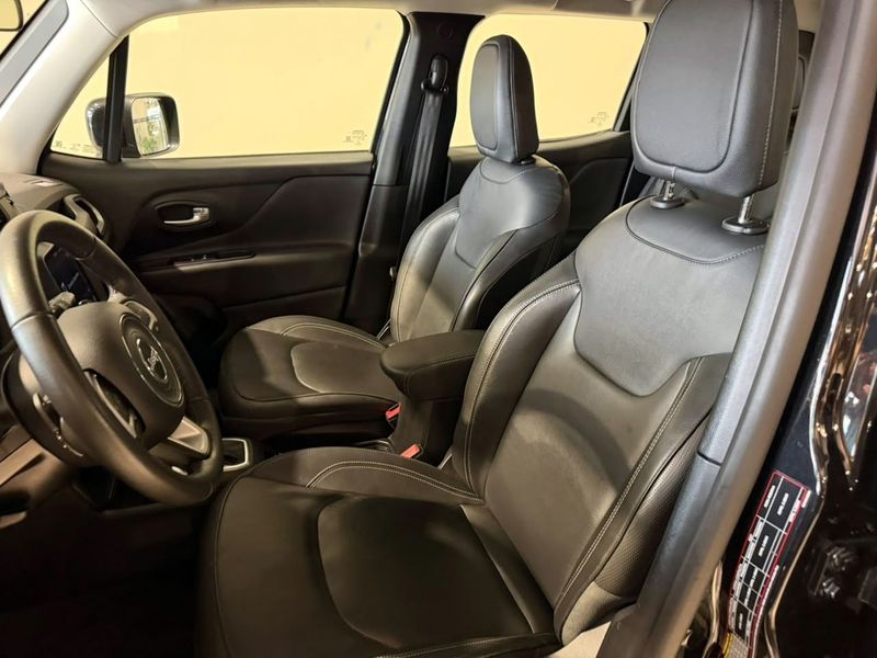 Jeep Renegade Longitude 1.8 2021/2021 SIM VEÍCULOS PORTO ALEGRE / Carros no Vale Jeep Renegade Longitude 1.8 2021/2021 SIM VEÍCULOS PORTO ALEGRE / Carros no Vale