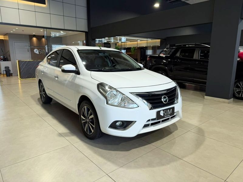 Nissan Versa 1.6 Sl Cvt 16v 2019/2020 SIM VEÍCULOS PORTO ALEGRE / Carros no Vale