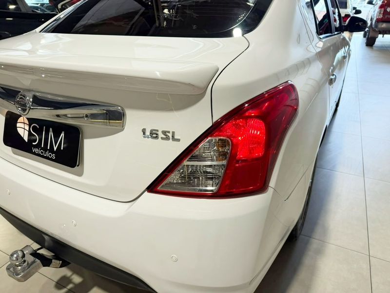 Nissan Versa 1.6 Sl Cvt 16v 2019/2020 SIM VEÍCULOS PORTO ALEGRE / Carros no Vale