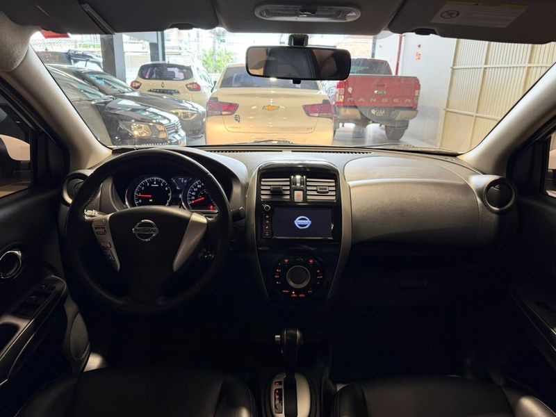 Nissan Versa 1.6 Sl Cvt 16v 2019/2020 SIM VEÍCULOS PORTO ALEGRE / Carros no Vale