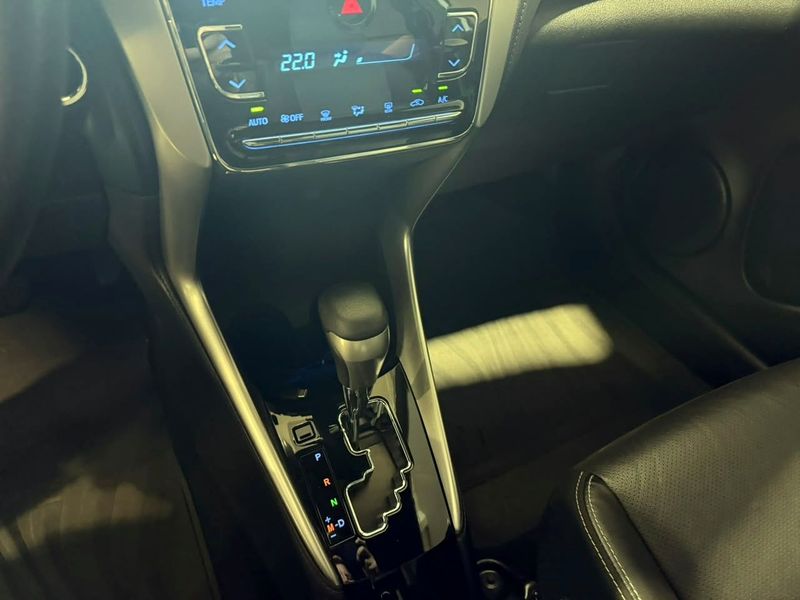 Toyota Yaris 1.5 16v Xs Connect Multidrive 2020/2020 SIM VEÍCULOS PORTO ALEGRE / Carros no Vale
