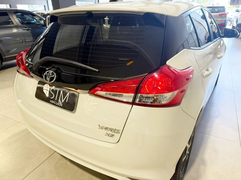 Toyota Yaris 1.5 16v Xs Connect Multidrive 2020/2020 SIM VEÍCULOS PORTO ALEGRE / Carros no Vale