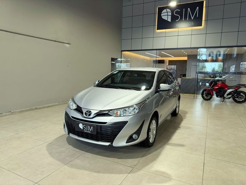 Toyota Yaris Hb Xl 13 2018/2019 SIM VEÍCULOS PORTO ALEGRE / Carros no Vale