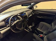 Toyota Yaris Hb Xl 13 2018/2019 SIM VEÍCULOS PORTO ALEGRE / Carros no Vale