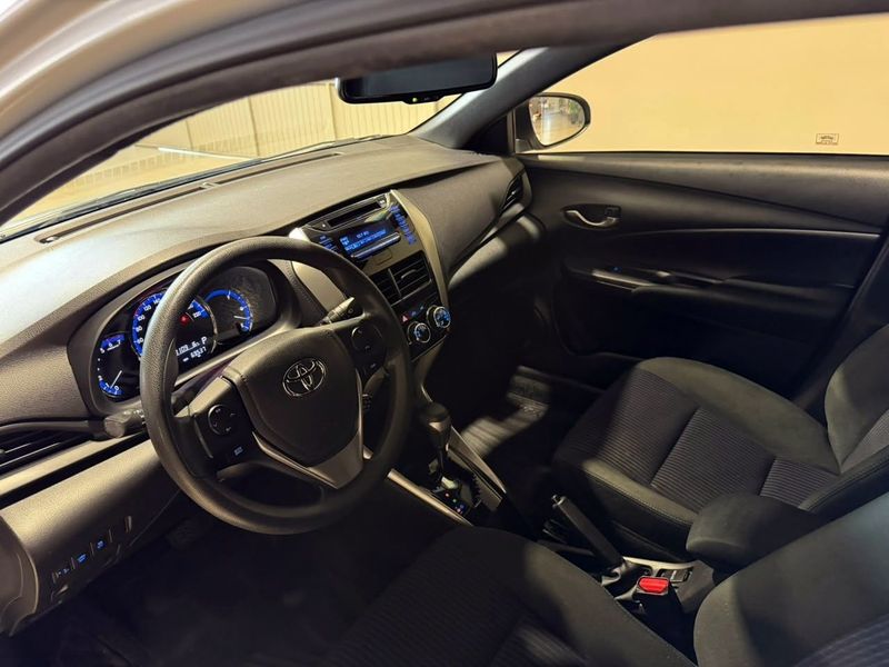 Toyota Yaris Hb Xl 13 2018/2019 SIM VEÍCULOS PORTO ALEGRE / Carros no Vale