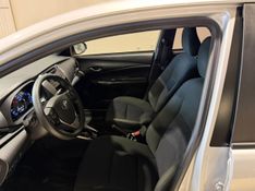 Toyota Yaris Hb Xl 13 2018/2019 SIM VEÍCULOS PORTO ALEGRE / Carros no Vale