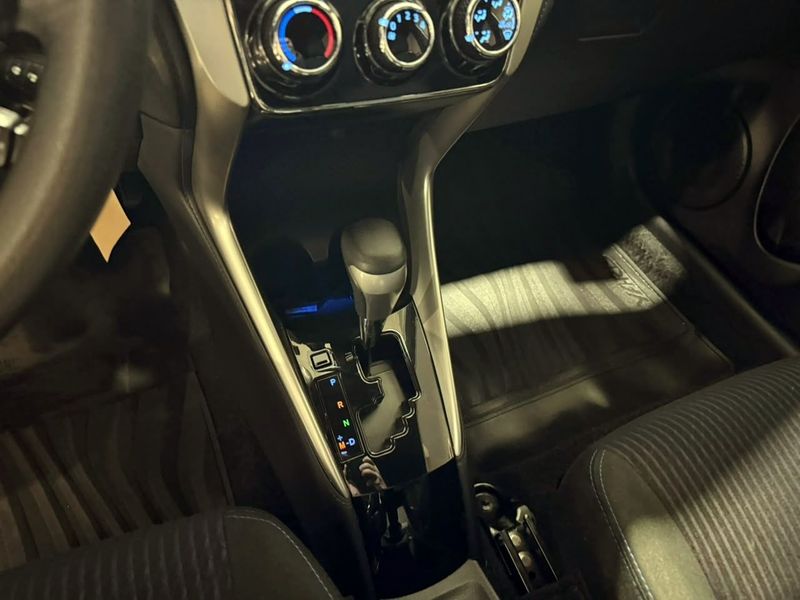 Toyota Yaris Hb Xl 13 2018/2019 SIM VEÍCULOS PORTO ALEGRE / Carros no Vale