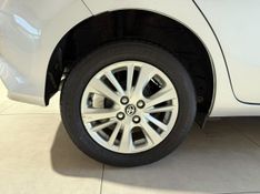 Toyota Yaris Hb Xl 13 2018/2019 SIM VEÍCULOS PORTO ALEGRE / Carros no Vale