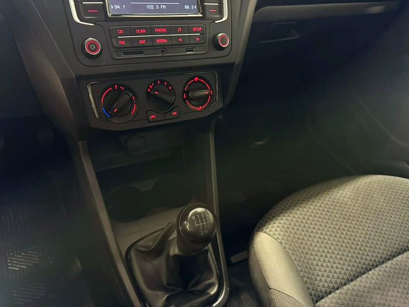 Volkswagen Gol 1.0 12v 2021/2022 SIM VEÍCULOS PORTO ALEGRE / Carros no Vale Volkswagen Gol 1.0 12v 2021/2022 SIM VEÍCULOS PORTO ALEGRE / Carros no Vale