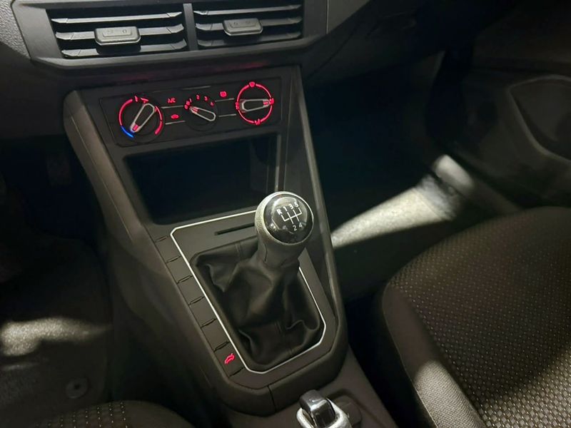 Volkswagen Polo 1.0 12v 2020/2021 SIM VEÍCULOS PORTO ALEGRE / Carros no Vale