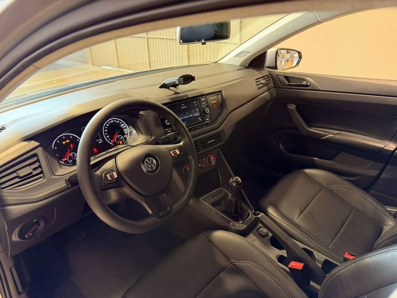 Volkswagen Polo 1.6 Msi Total 2019/2020 SIM VEÍCULOS PORTO ALEGRE / Carros no Vale