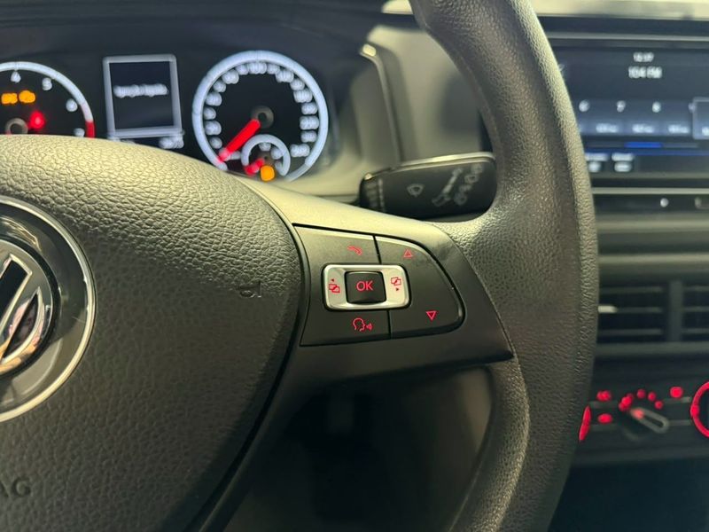 Volkswagen Polo 1.6 Msi Total 2019/2020 SIM VEÍCULOS PORTO ALEGRE / Carros no Vale