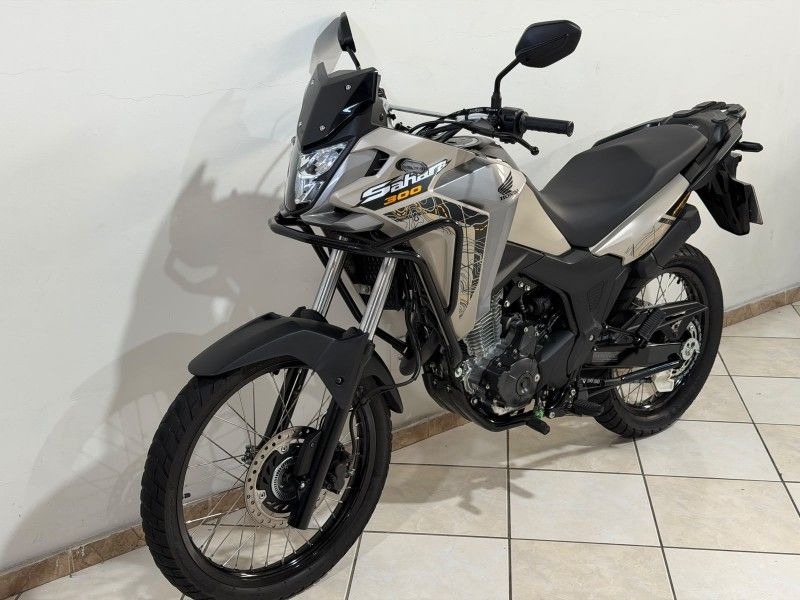 HONDA SAHARA 300 ADVENTURE 2024/2025 SUL SERRA MOTORS CAXIAS DO SUL / Carros no Vale