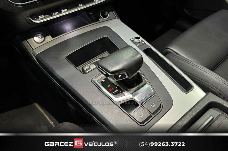 AUDI Q5 2.0 SPORTBACK S-LINE QUATTRO 2021/2022 GARCEZ VEÍCULOS BENTO GONÇALVES / Carros no Vale AUDI Q5 2.0 SPORTBACK S-LINE QUATTRO 2021/2022 GARCEZ VEÍCULOS BENTO GONÇALVES / Carros no Vale