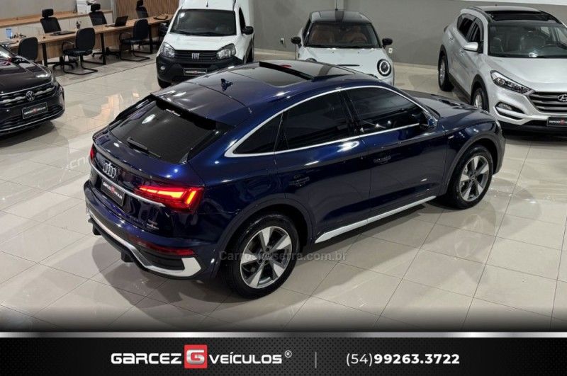 AUDI Q5 2.0 SPORTBACK S-LINE QUATTRO 2021/2022 GARCEZ VEÍCULOS BENTO GONÇALVES / Carros no Vale AUDI Q5 2.0 SPORTBACK S-LINE QUATTRO 2021/2022 GARCEZ VEÍCULOS BENTO GONÇALVES / Carros no Vale