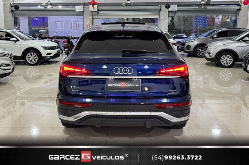 AUDI Q5 2.0 SPORTBACK S-LINE QUATTRO 2021/2022 GARCEZ VEÍCULOS BENTO GONÇALVES / Carros no Vale AUDI Q5 2.0 SPORTBACK S-LINE QUATTRO 2021/2022 GARCEZ VEÍCULOS BENTO GONÇALVES / Carros no Vale