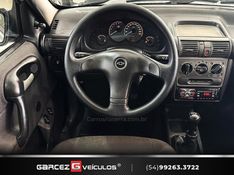 CHEVROLET CORSA 1.0 MPFI CLASSIC SEDAN 8V 2005/2005 GARCEZ VEÍCULOS BENTO GONÇALVES / Carros no Vale