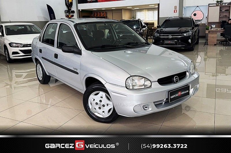 CHEVROLET CORSA 1.0 MPFI CLASSIC SEDAN 8V 2005/2005 GARCEZ VEÍCULOS BENTO GONÇALVES / Carros no Vale