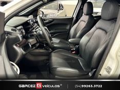 FIAT CRONOS 1.3 PRECISION 8V GASOLINA 2024/2025 GARCEZ VEÍCULOS BENTO GONÇALVES / Carros no Vale