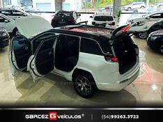 JEEP COMMANDER 2.0 OVERLAND TD380 4X4 TURBO 2021/2022 GARCEZ VEÍCULOS BENTO GONÇALVES / Carros no Vale