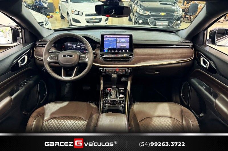 JEEP COMMANDER 2.0 OVERLAND TD380 4X4 TURBO 2021/2022 GARCEZ VEÍCULOS BENTO GONÇALVES / Carros no Vale