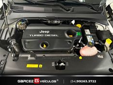 JEEP COMMANDER 2.0 OVERLAND TD380 4X4 TURBO 2021/2022 GARCEZ VEÍCULOS BENTO GONÇALVES / Carros no Vale