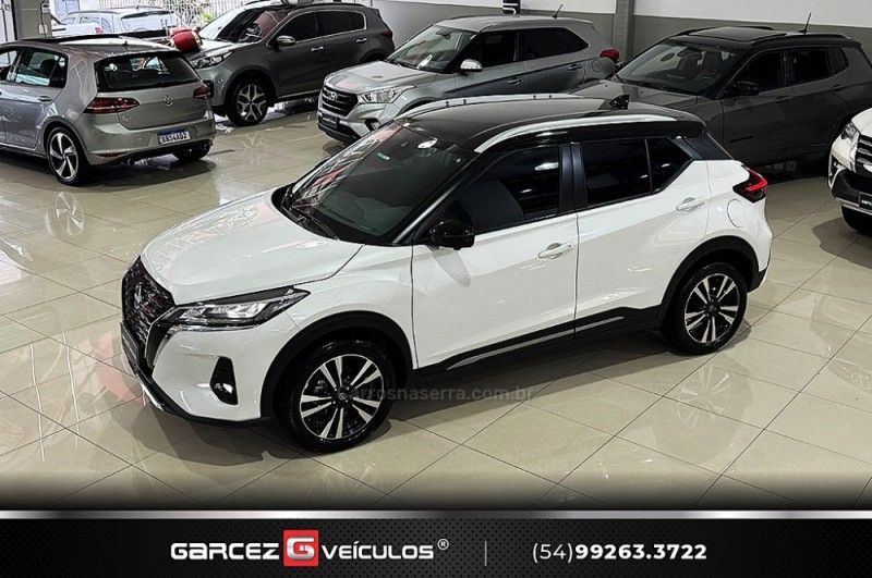 NISSAN KICKS 1.6 EXCLUSIVE 16V 2022/2023 GARCEZ VEÍCULOS BENTO GONÇALVES / Carros no Vale