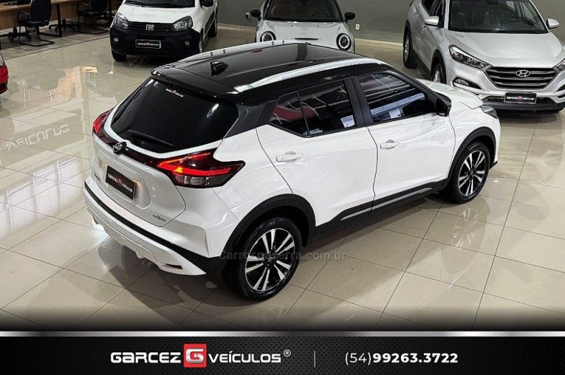 NISSAN KICKS 1.6 EXCLUSIVE 16V 2022/2023 GARCEZ VEÍCULOS BENTO GONÇALVES / Carros no Vale