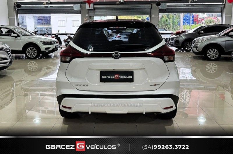 NISSAN KICKS 1.6 EXCLUSIVE 16V 2022/2023 GARCEZ VEÍCULOS BENTO GONÇALVES / Carros no Vale