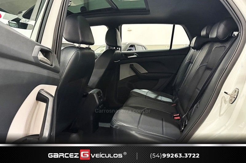 VOLKSWAGEN T-CROSS 1.4 HIGHLINE TSI 16V 2023/2024 GARCEZ VEÍCULOS BENTO GONÇALVES / Carros no Vale