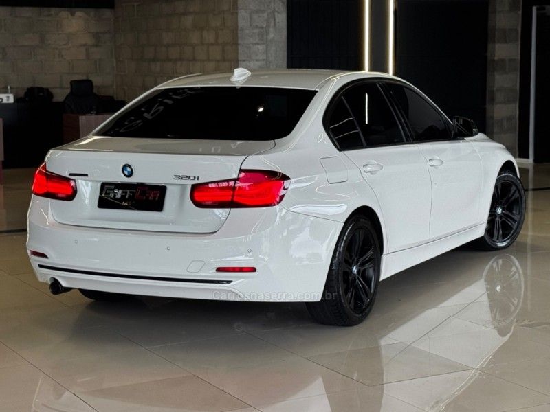 BMW 320I 2.0 16V TURBO ACTIVE 2017/2018 GRIFFCAR MULTIMARCAS DOIS IRMÃOS / Carros no Vale BMW 320I 2.0 16V TURBO ACTIVE 2017/2018 GRIFFCAR MULTIMARCAS DOIS IRMÃOS / Carros no Vale