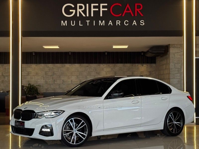 BMW 320I 2.0 MODERN 16V TURBO 2019/2020 GRIFFCAR MULTIMARCAS DOIS IRMÃOS / Carros no Vale