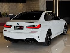 BMW 320I 2.0 MODERN 16V TURBO 2019/2020 GRIFFCAR MULTIMARCAS DOIS IRMÃOS / Carros no Vale